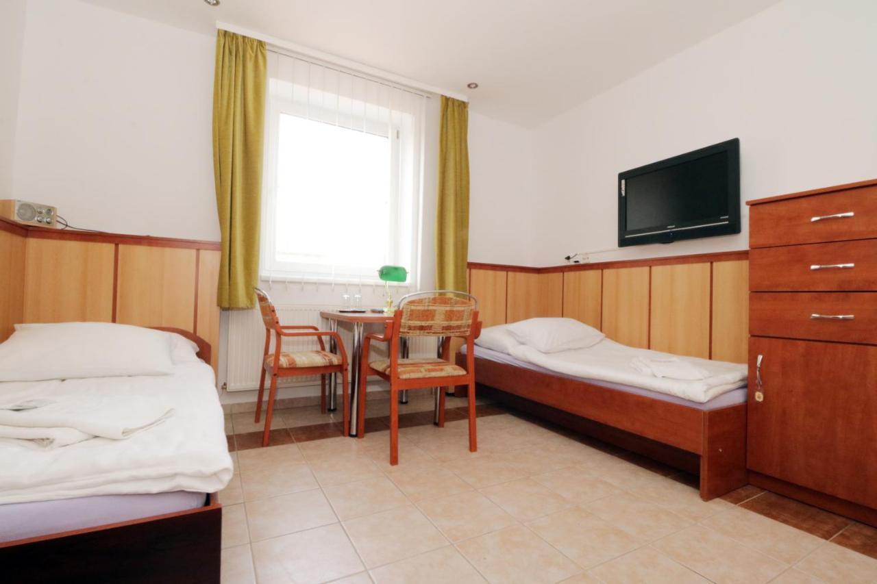 Penzion Hurka Hotel Dolni Libchavy Екстериор снимка
