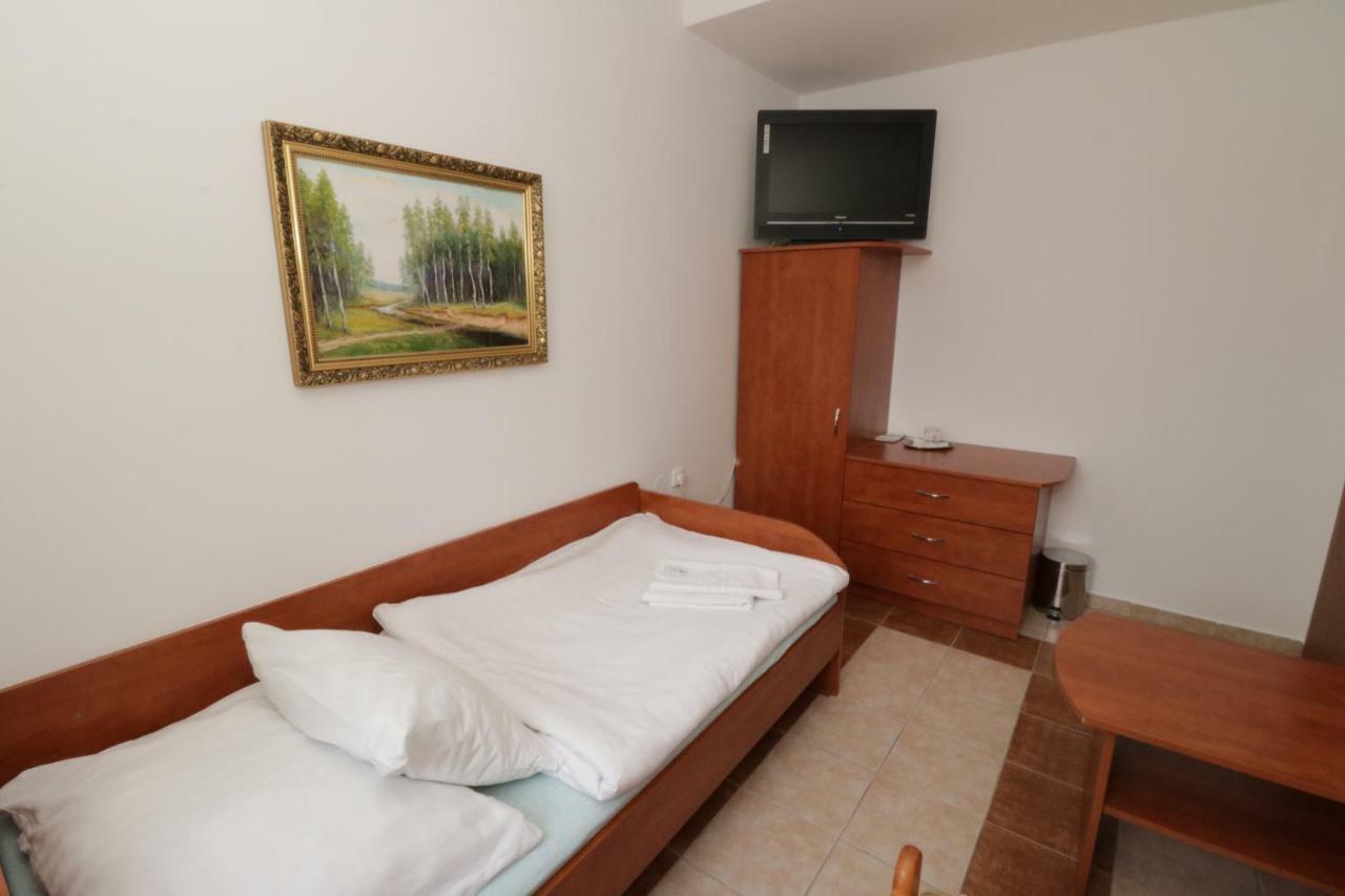 Penzion Hurka Hotel Dolni Libchavy Екстериор снимка
