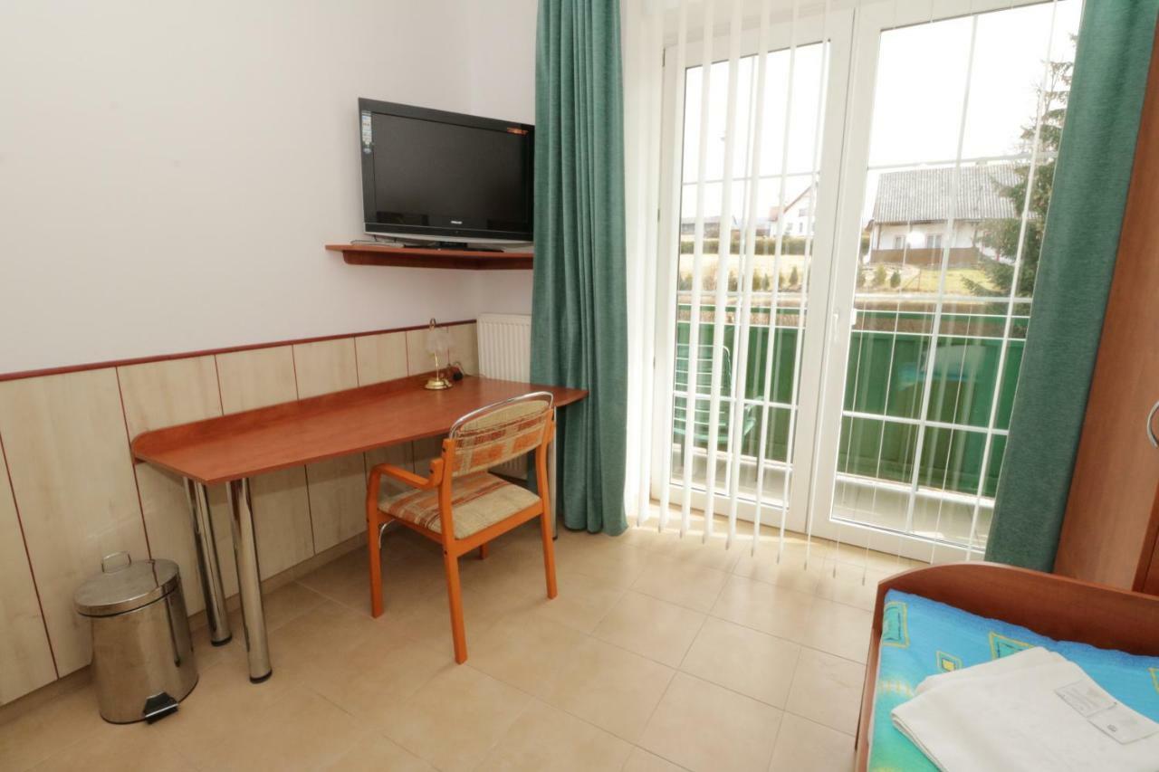 Penzion Hurka Hotel Dolni Libchavy Екстериор снимка