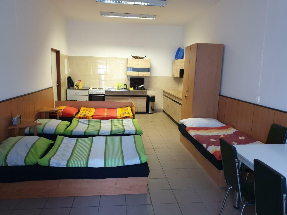 Penzion Hurka Hotel Dolni Libchavy Екстериор снимка